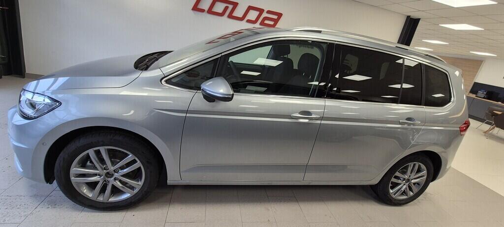 O621O04213_12.webp_Touran Friends 1,5 TSI EVO2 7DSG 110 kW