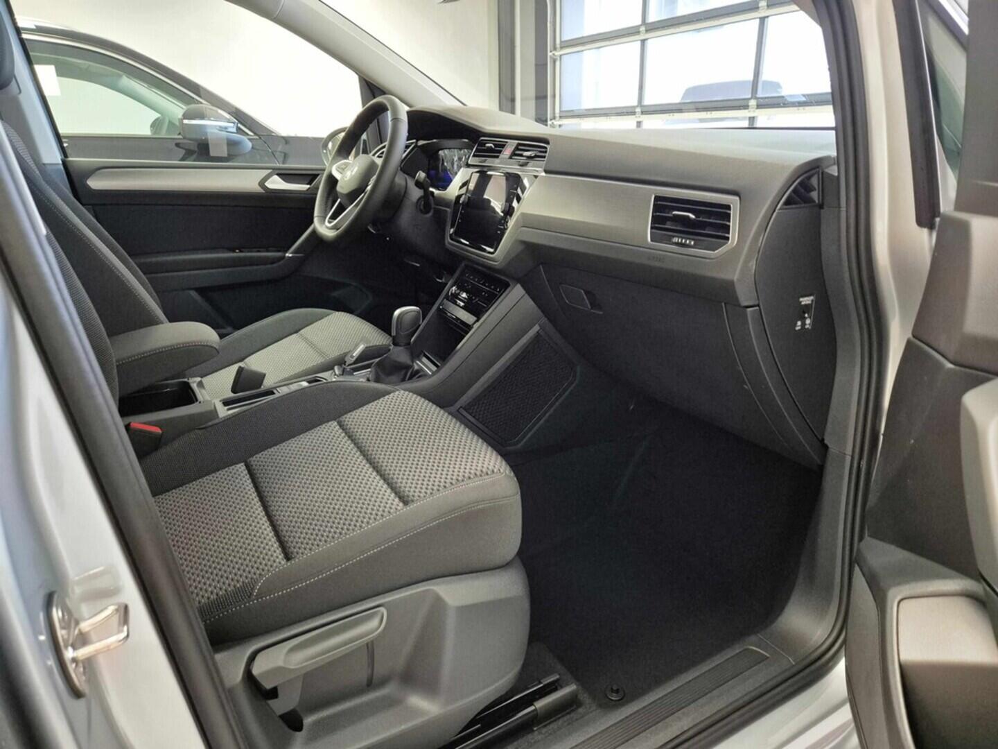 O621O04213_16.webp_Touran Friends 1,5 TSI EVO2 7DSG 110 kW