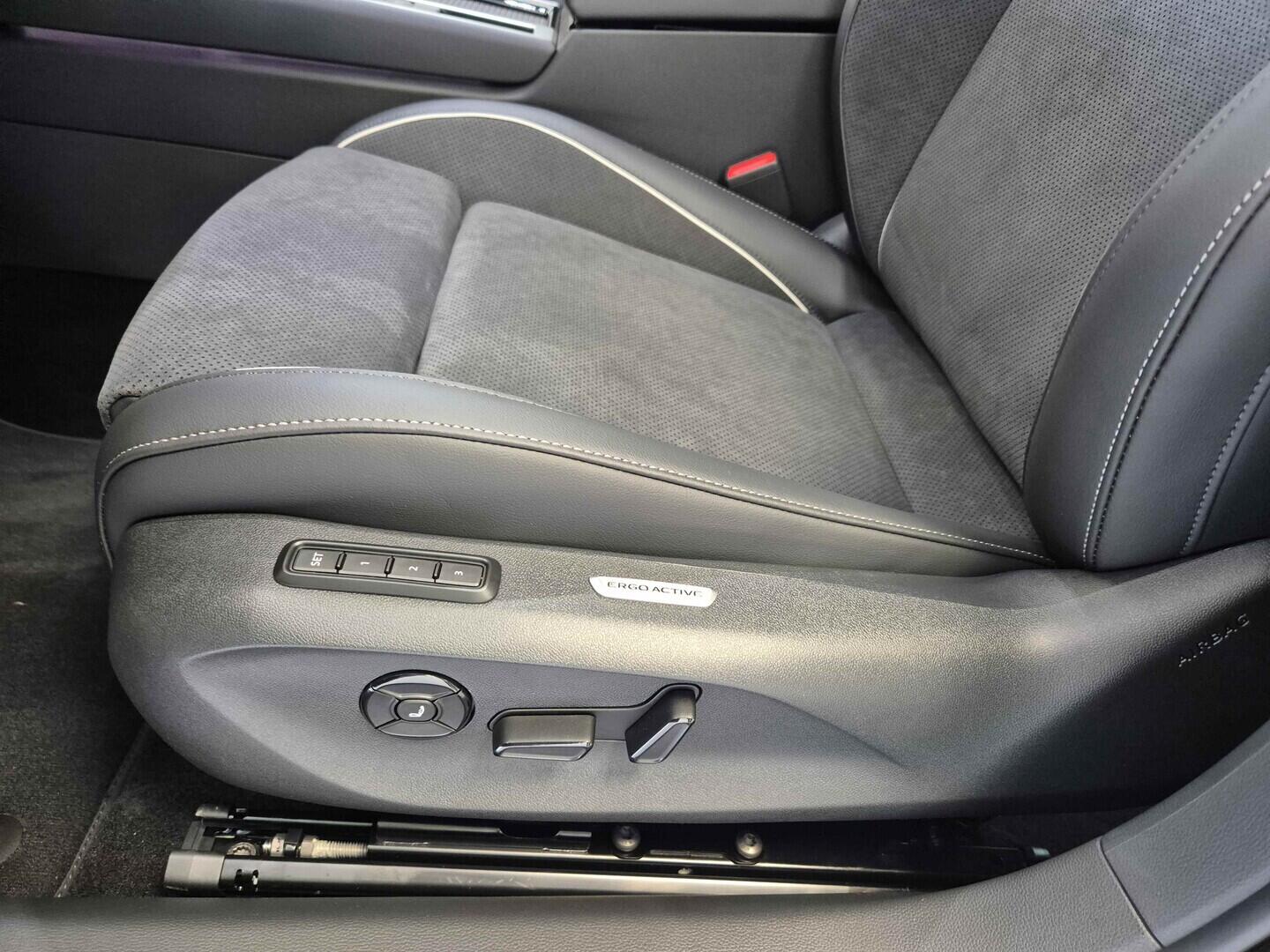 O621O04214_21.webp_Passat Elegance 2,0 TDI 110 kW  7 Automatická 110 kW