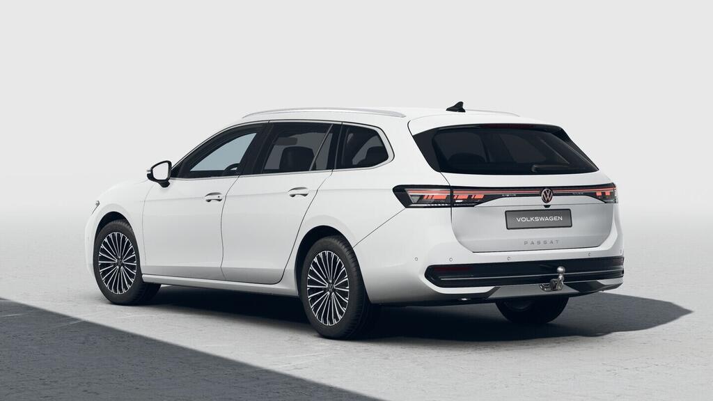 O621O04234_12.webp_Passat Elegance 2,0 TDI 110 kW  7 Automatická 110 kW