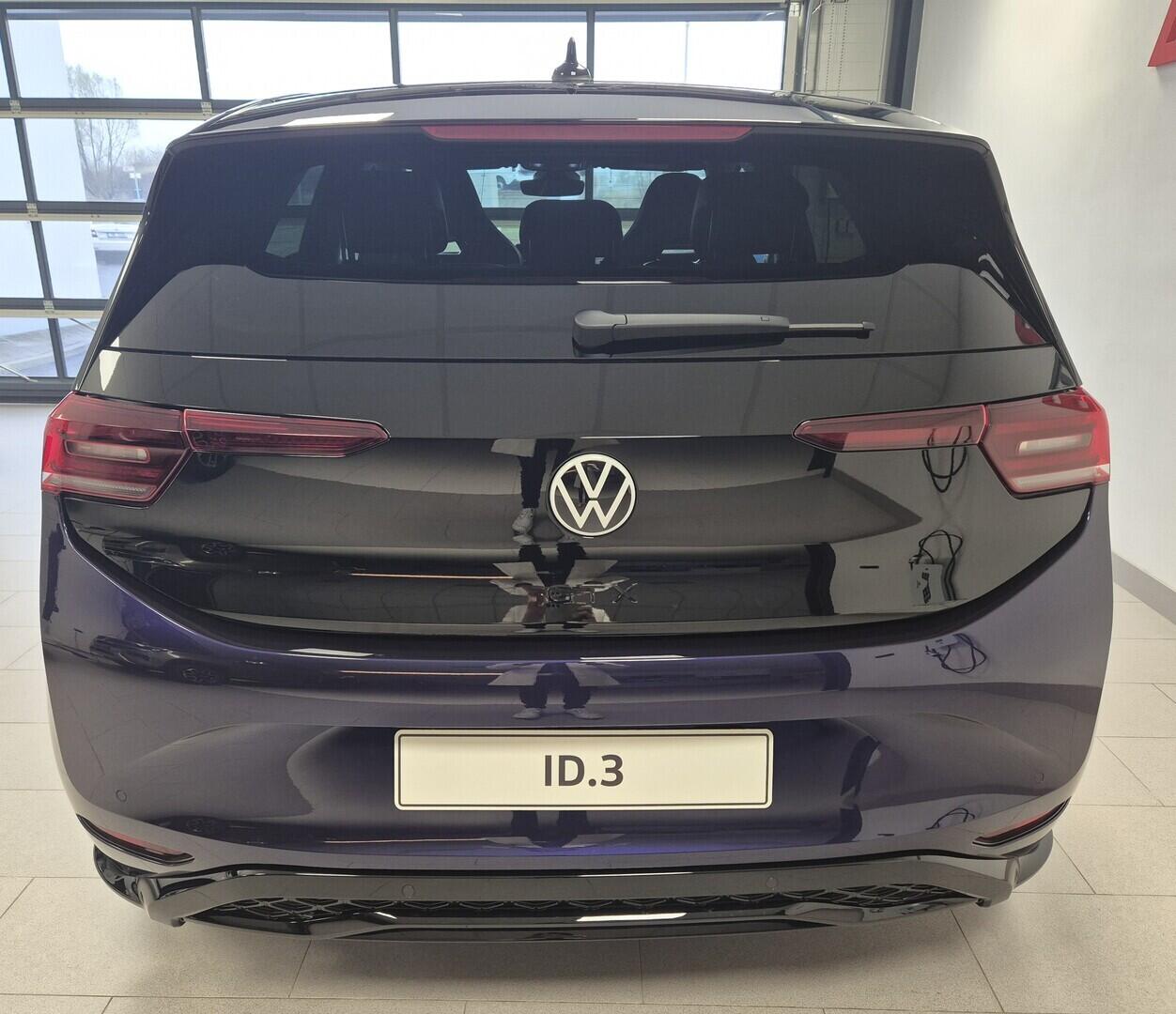 O621O04294_14.webp_ID.3 GTX Love FIRE+ICE  240 kW