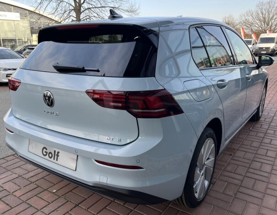 O621O04306_16.webp_Golf People 1,5 eTSI 85 kW 7 DSG