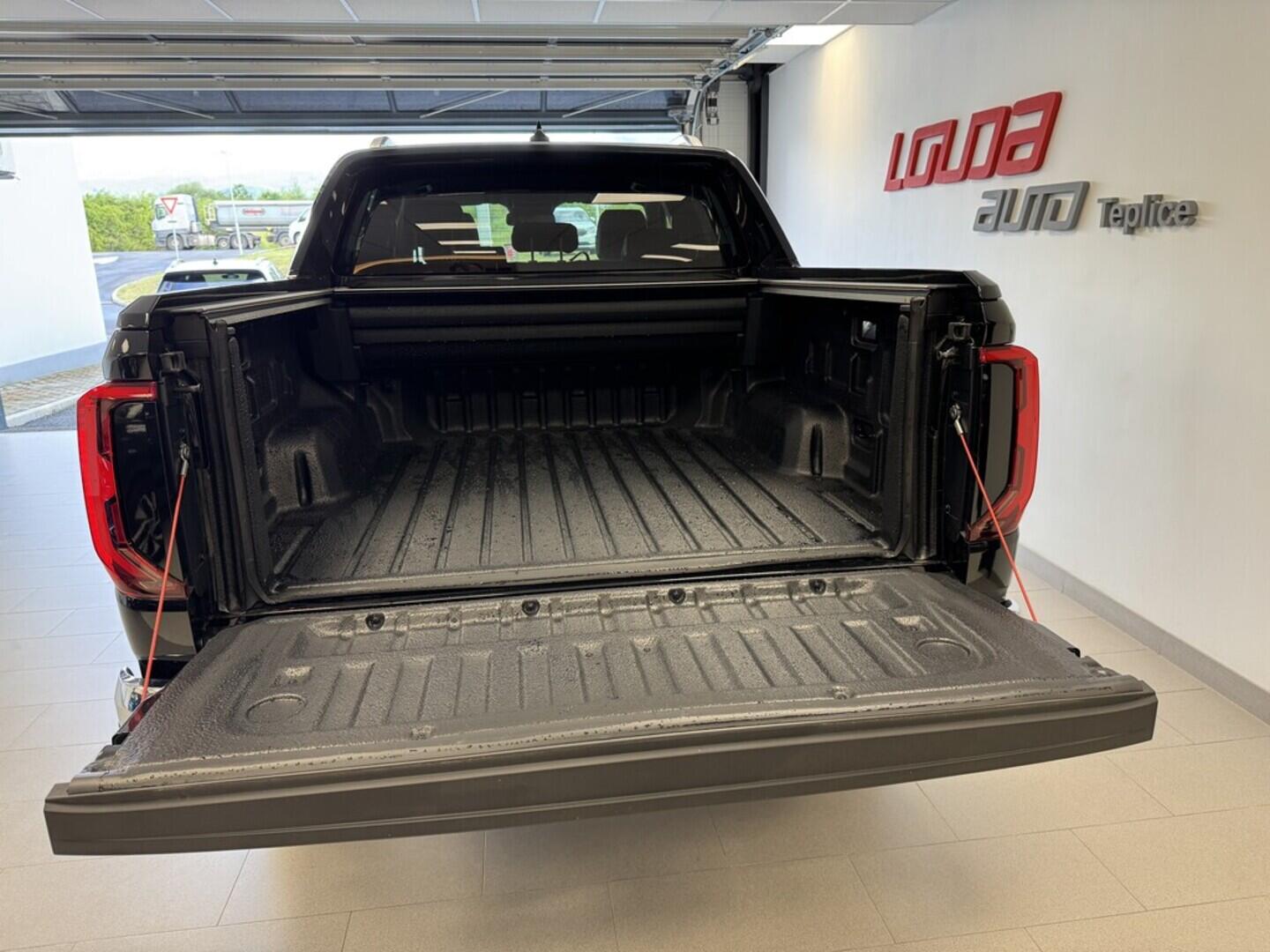 O621U01546_16.webp_Amarok DC Aventura  3,0 TDI 10AUT 177 kW