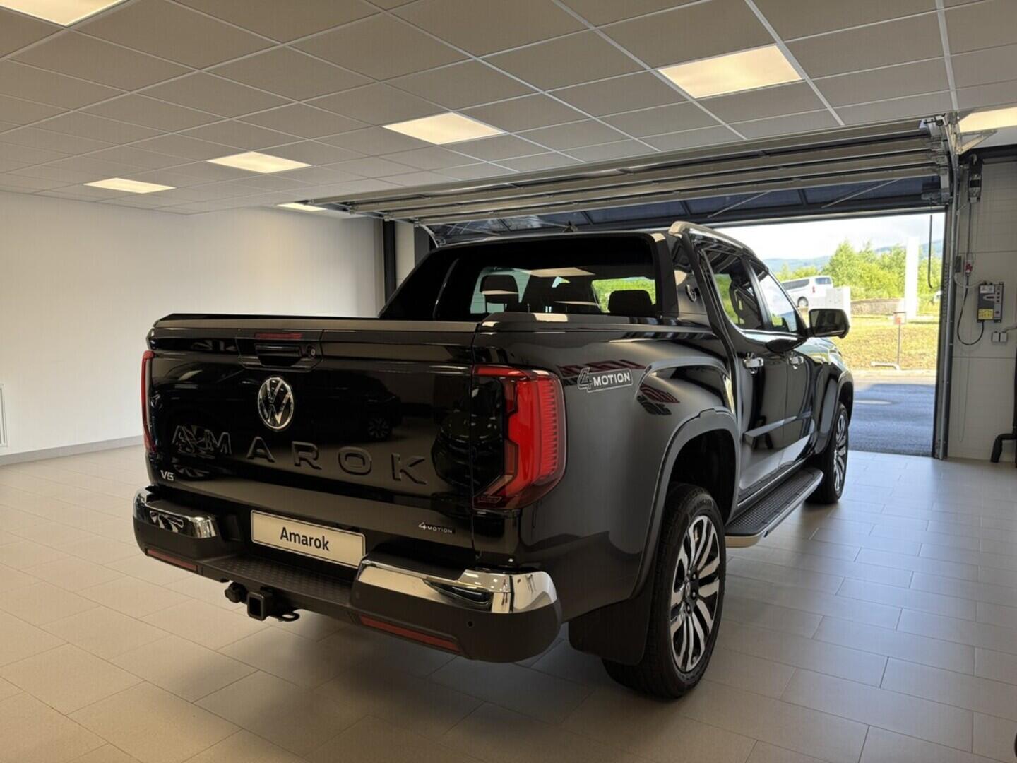 O621U01546_17.webp_Amarok DC Aventura  3,0 TDI 10AUT 177 kW