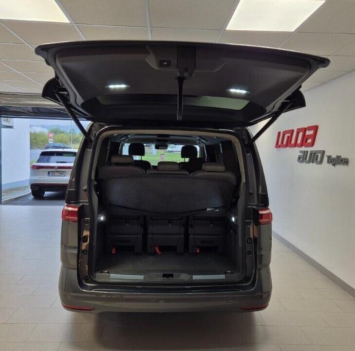 O621U01602_15.webp_Akční Multivan Long Style 1,5TSI PHEV 4M 180 kW
