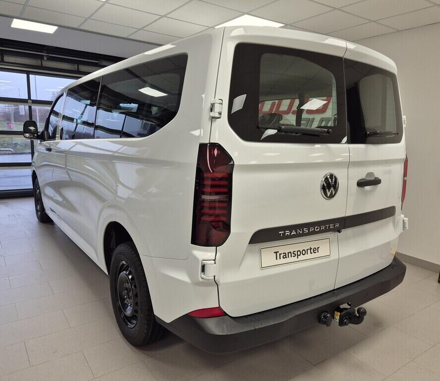 O621U01637_13.webp_Entry Transporter Kombi 2,0 TDI 8AUT DR 110 kW