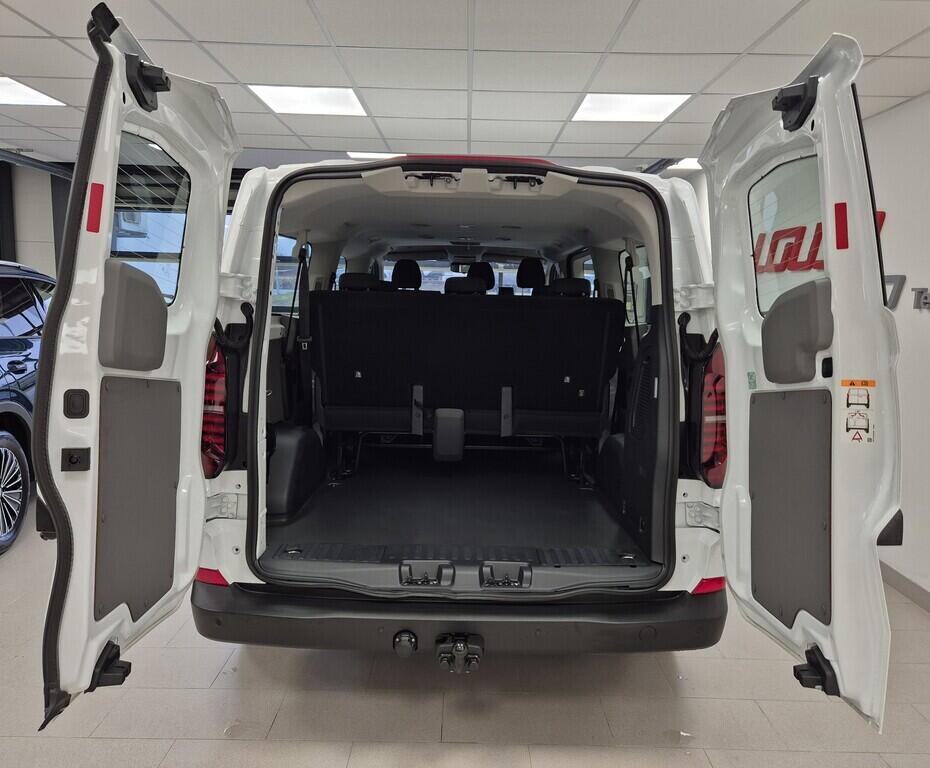 O621U01637_16.webp_Entry Transporter Kombi 2,0 TDI 8AUT DR 110 kW