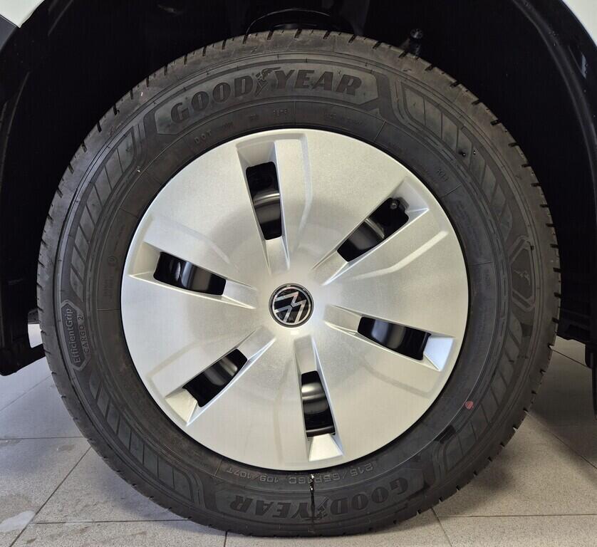 O621U01637_22.webp_Entry Transporter Kombi 2,0 TDI 8AUT DR 110 kW