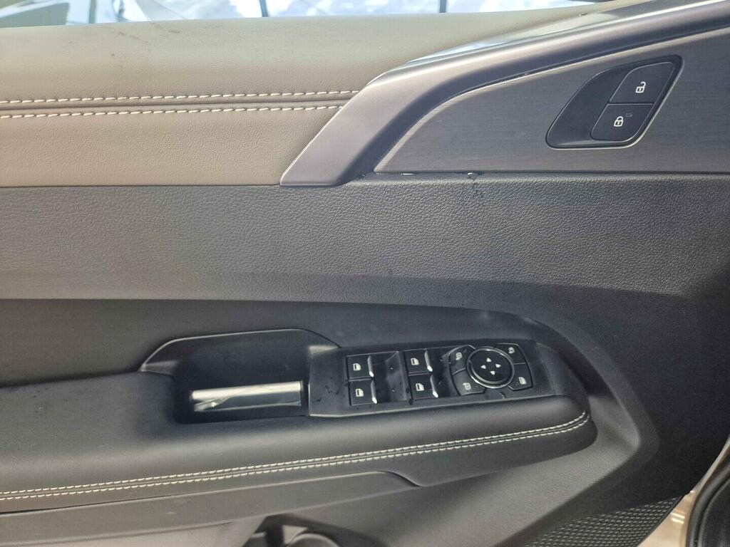 O621U01646_22.webp_Amarok DC Aventura  3,0 TDI 10AUT 177 kW