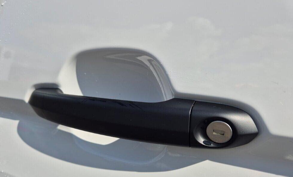 O621U01648_19.webp_Akční Crafter skříň 30 103kW 6G FWD SR  kW