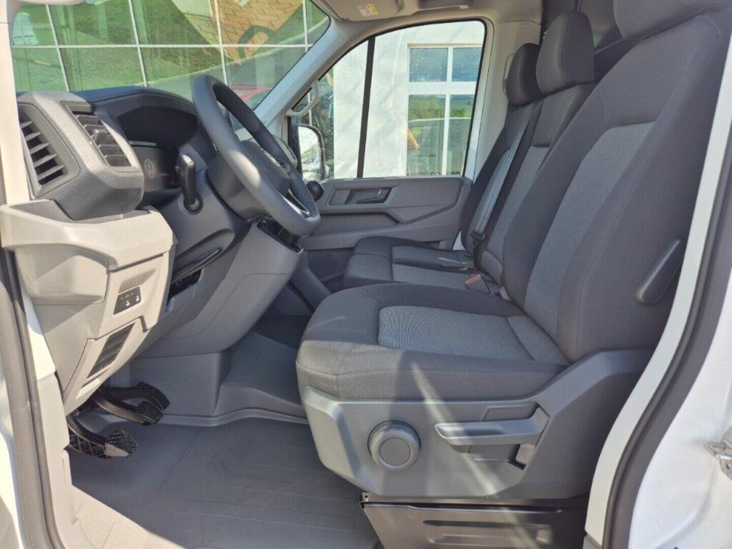 O621U01648_22.webp_Akční Crafter skříň 30 103kW 6G FWD SR  kW