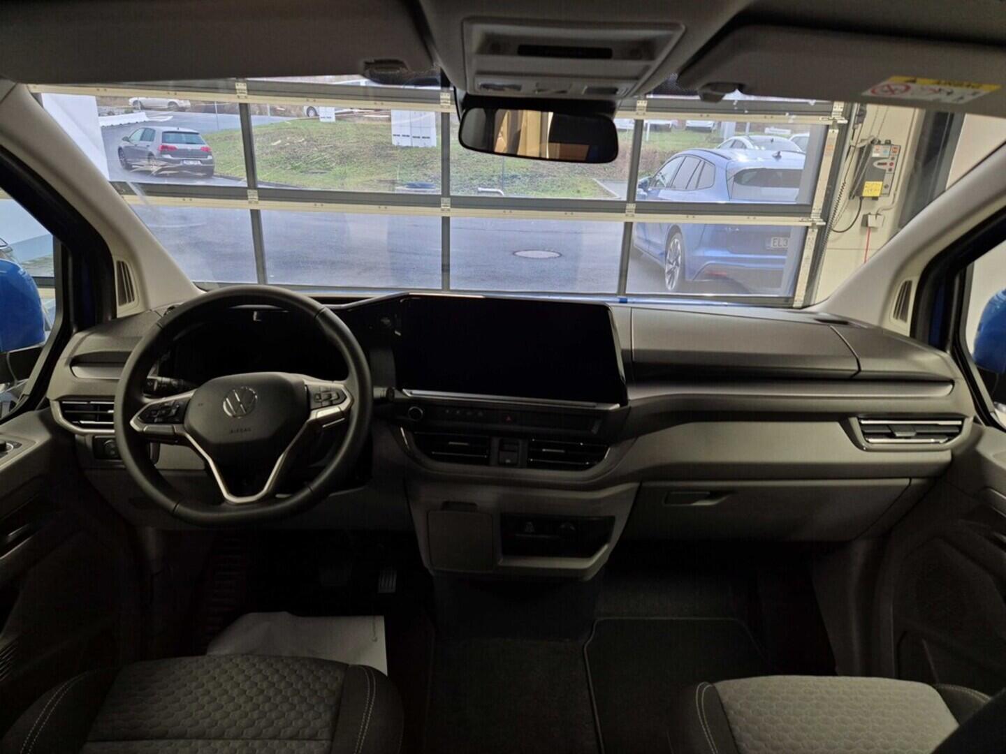 O621U01655_18.webp_Caravelle Style 2.0 TDI 4MOT 8AUT DR 125 kW