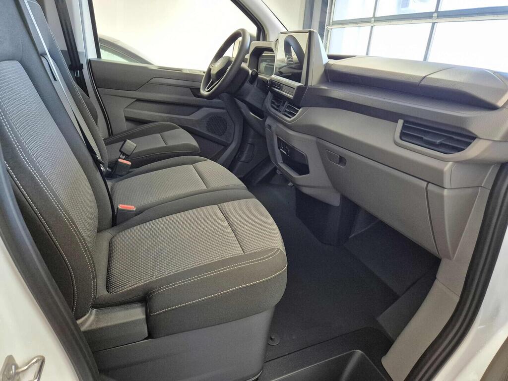 O621U01658_20.webp_Entry Transporter Kombi 2,0 TDI 8AUT DR 110 kW