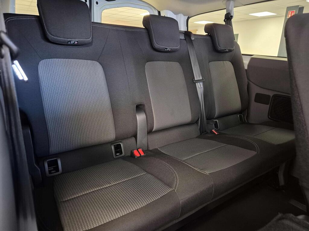 O621U01660_16.webp_Entry Transporter Kombi 2,0 TDI 8AUT DR 110 kW