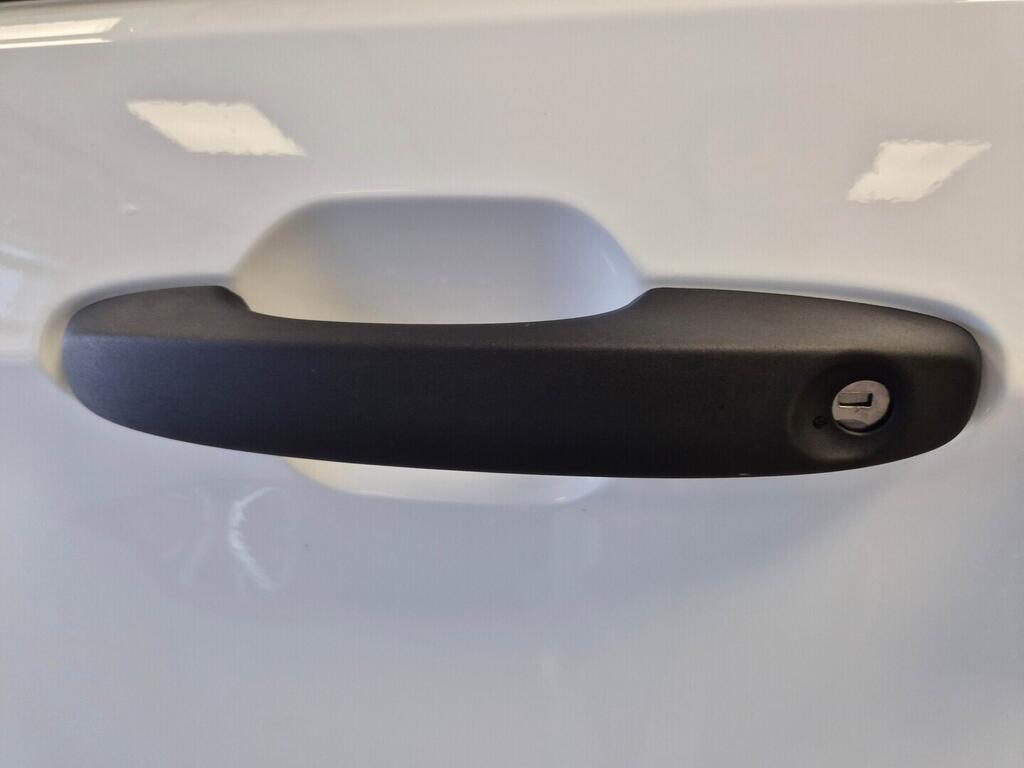 O621U01660_21.webp_Entry Transporter Kombi 2,0 TDI 8AUT DR 110 kW