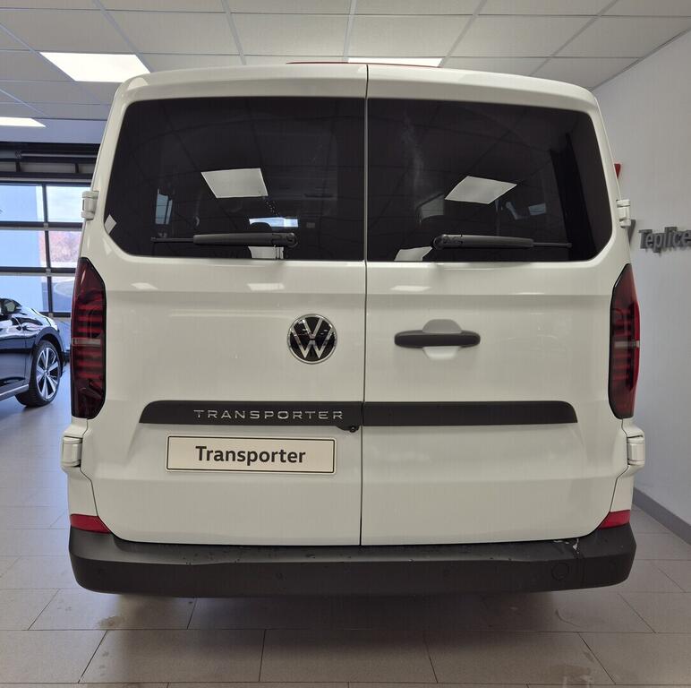 O621U01661_13.webp_Entry Transporter Kombi 2,0 TDI 8AUT DR 110 kW