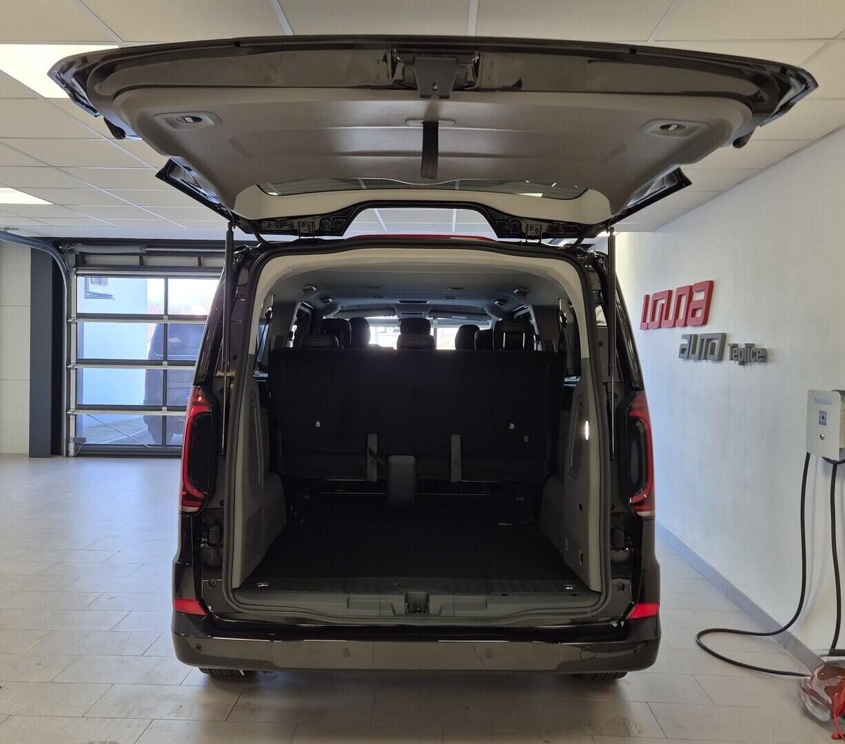 O621U01667_14.webp_Caravelle Style 2.0 TDI 4MOT 8AUT DR 125 kW