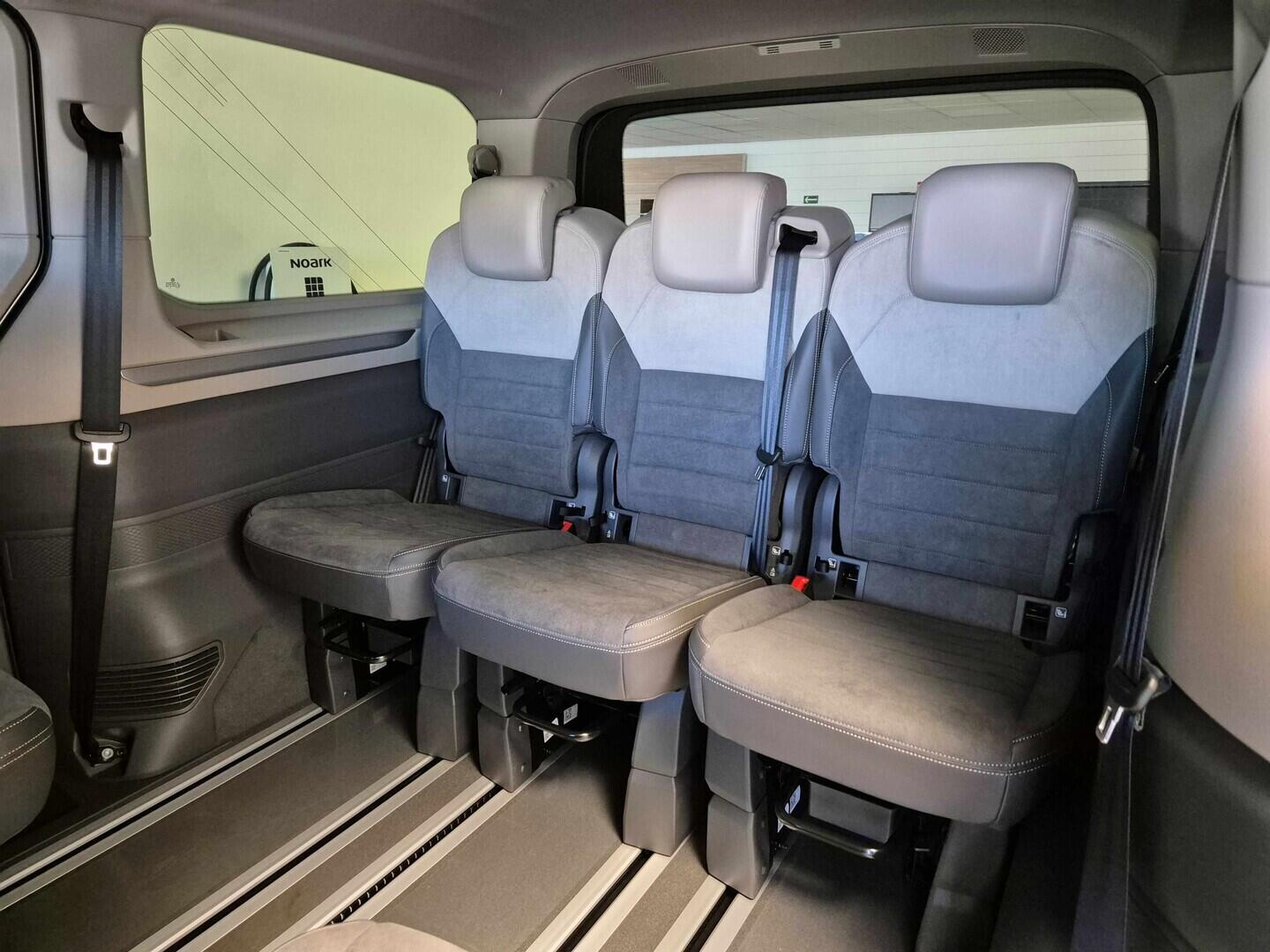 O621U01681_20.webp_Akční Multivan Long Life 1,5 TSI PHEV 4M DSG 180 kW