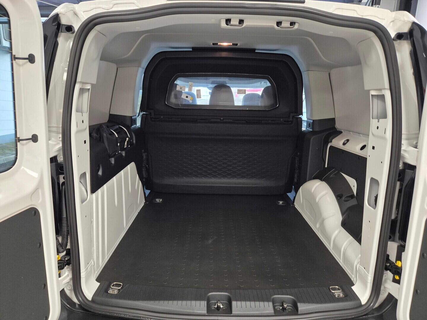 O621U01683_14.webp_Akční Caddy Flexicab Maxi  75 kW