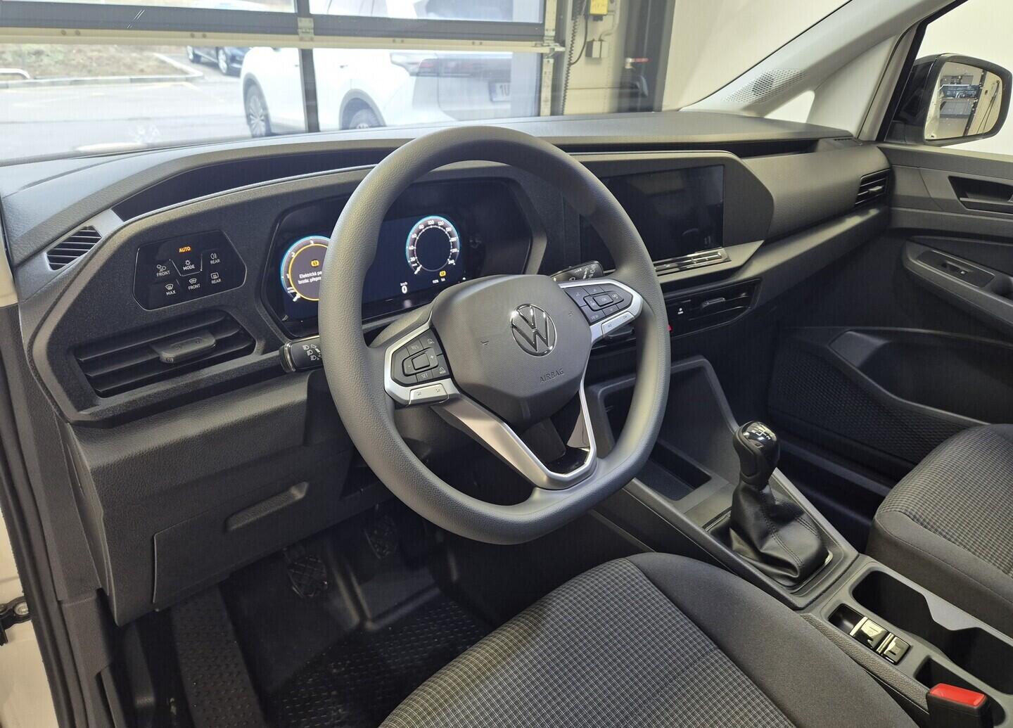 O621U01683_23.webp_Akční Caddy Flexicab Maxi  75 kW