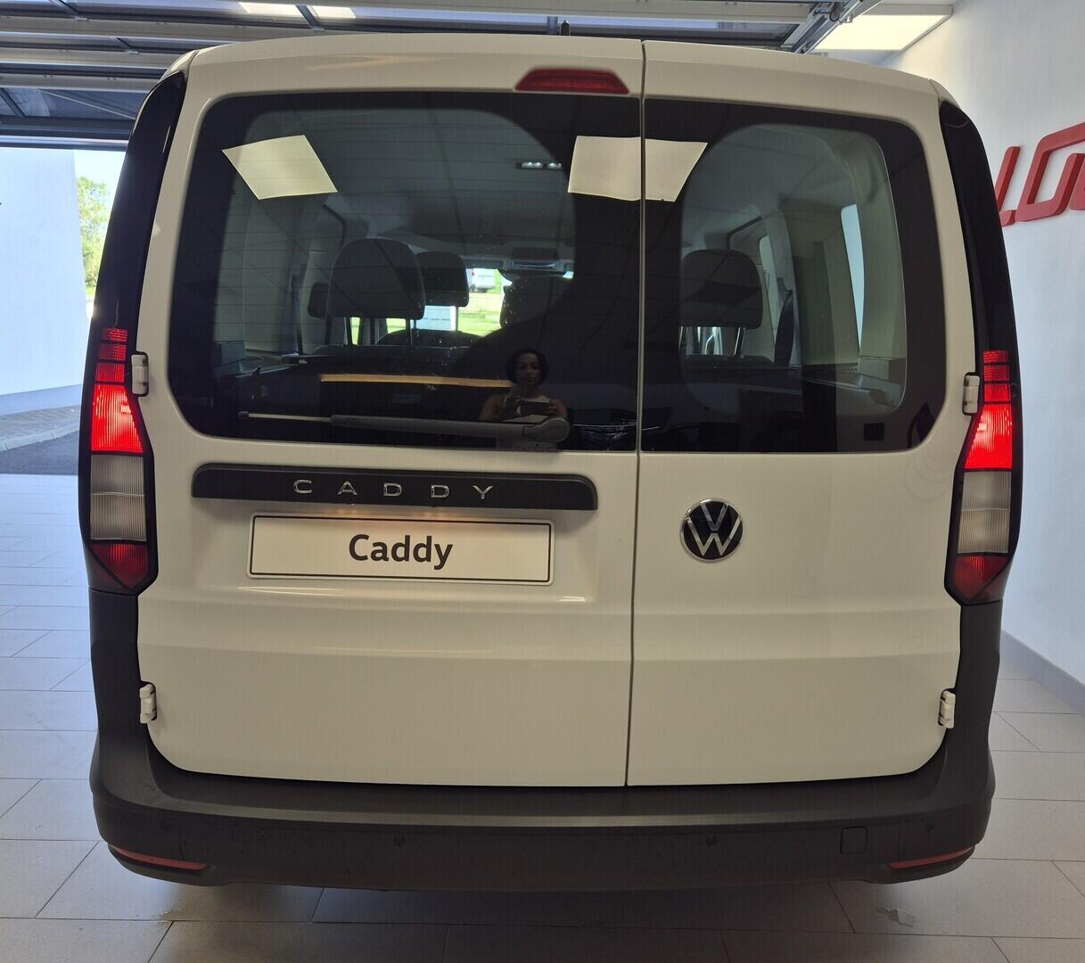 O621U01693_13.webp_Akční Caddy 2,0 TDI 75 kW