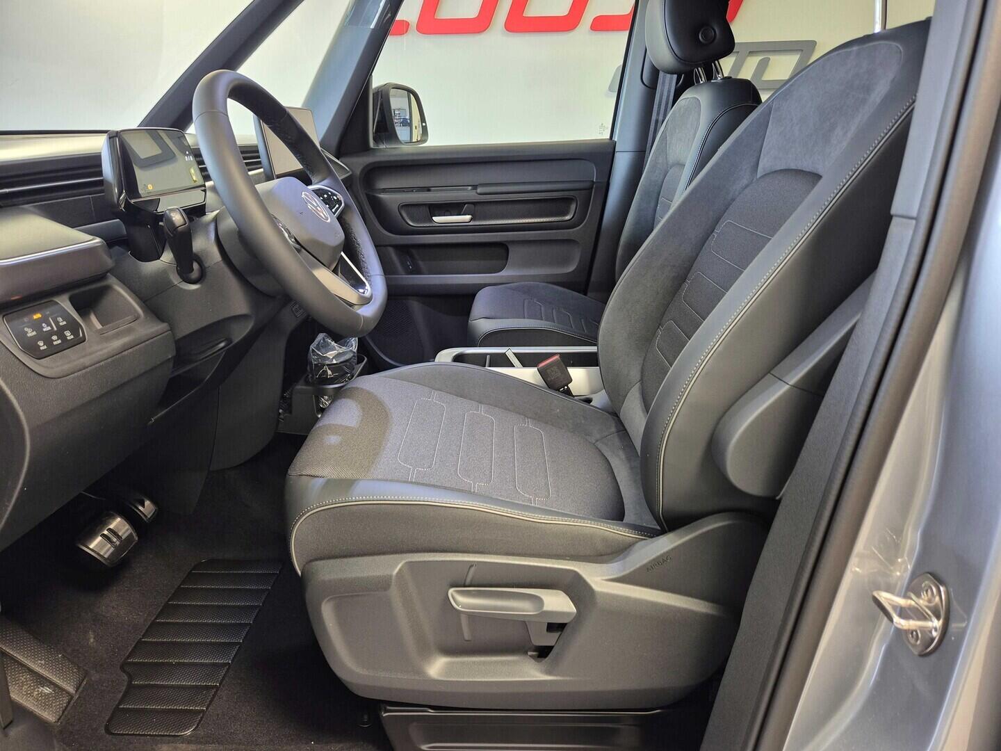 O621U01700_23.webp_Akční ID. Buzz Long Pro  86 kWh 210 kW