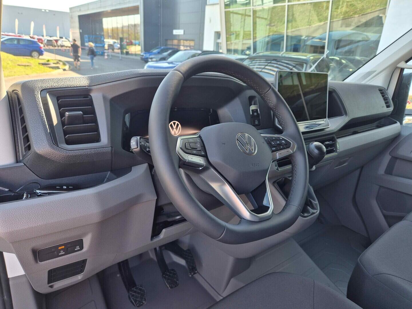 O621U01712_22.webp_Akční Crafter SR 6G man. 2.0 103 kW