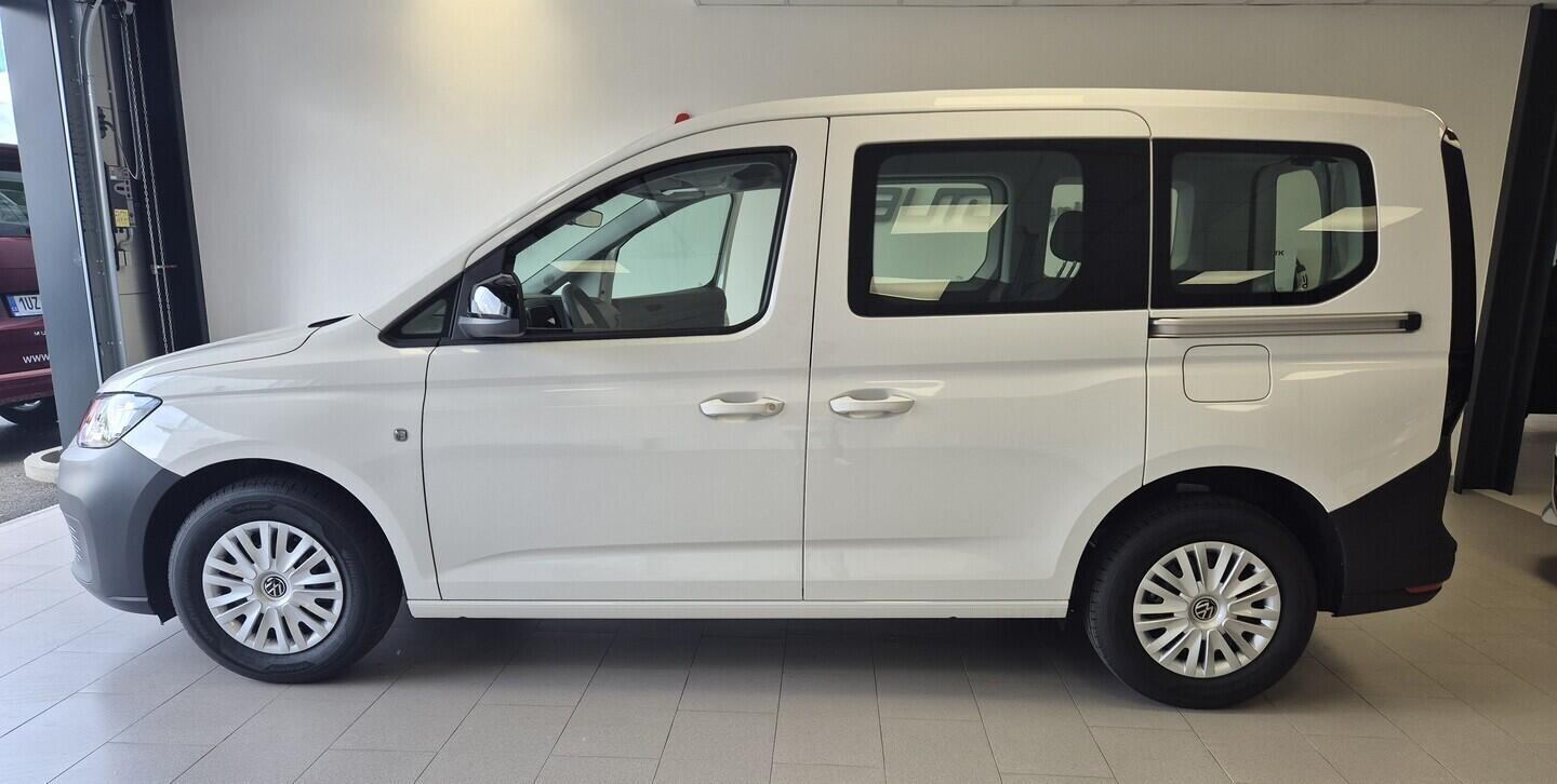 O621U01720_12.webp_Akční Caddy 2,0 TDI 75 kW