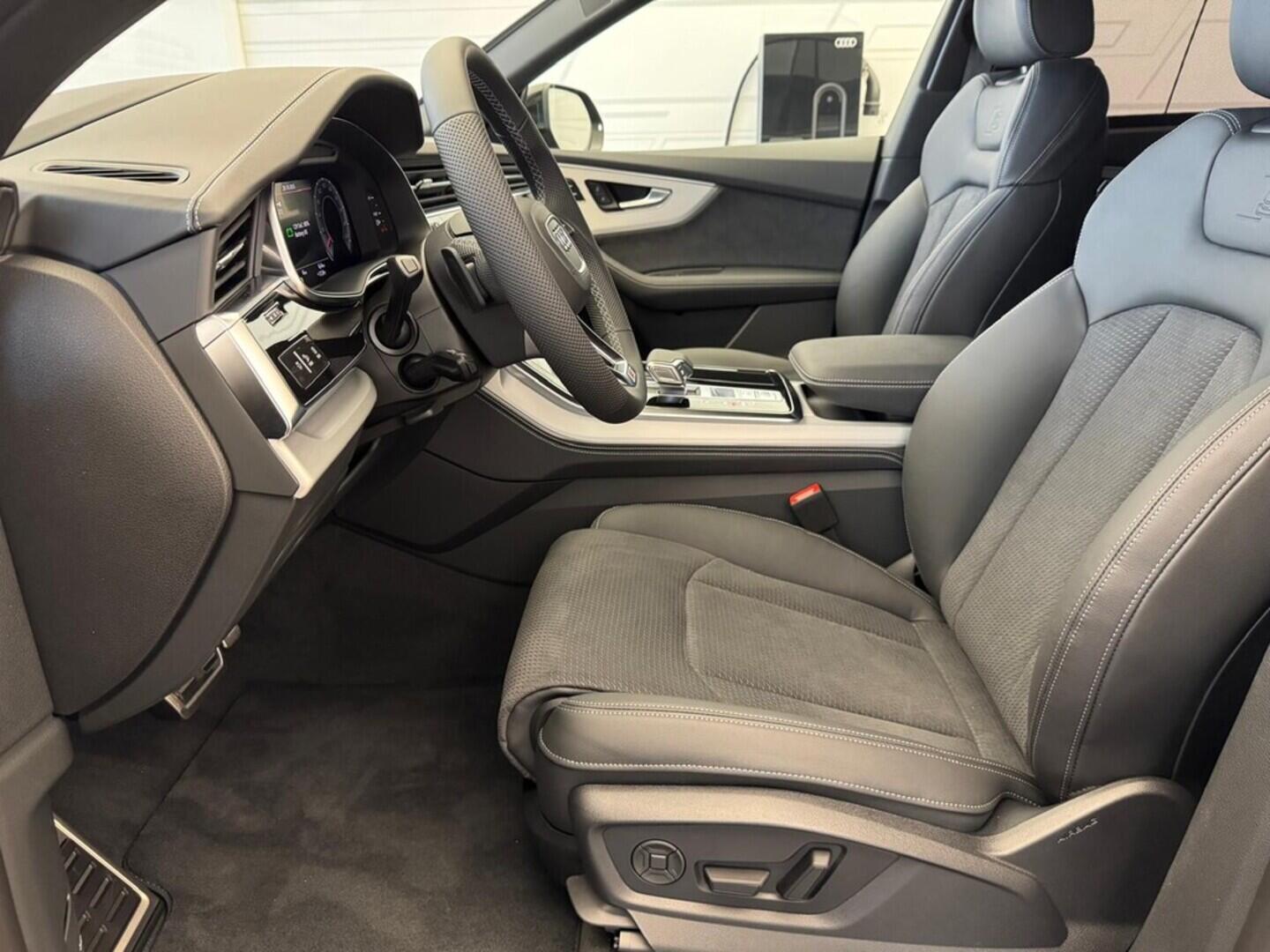 O631001028_16.webp_Q8 SUV  50 TDI quattro 210 kW