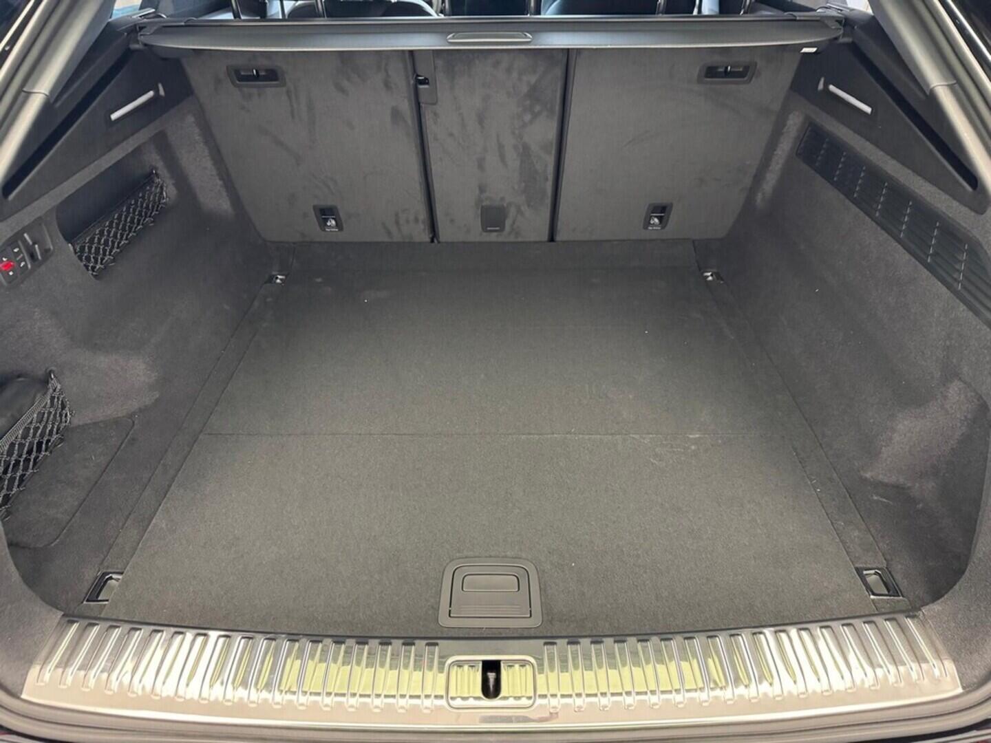 O631001028_17.webp_Q8 SUV  50 TDI quattro 210 kW