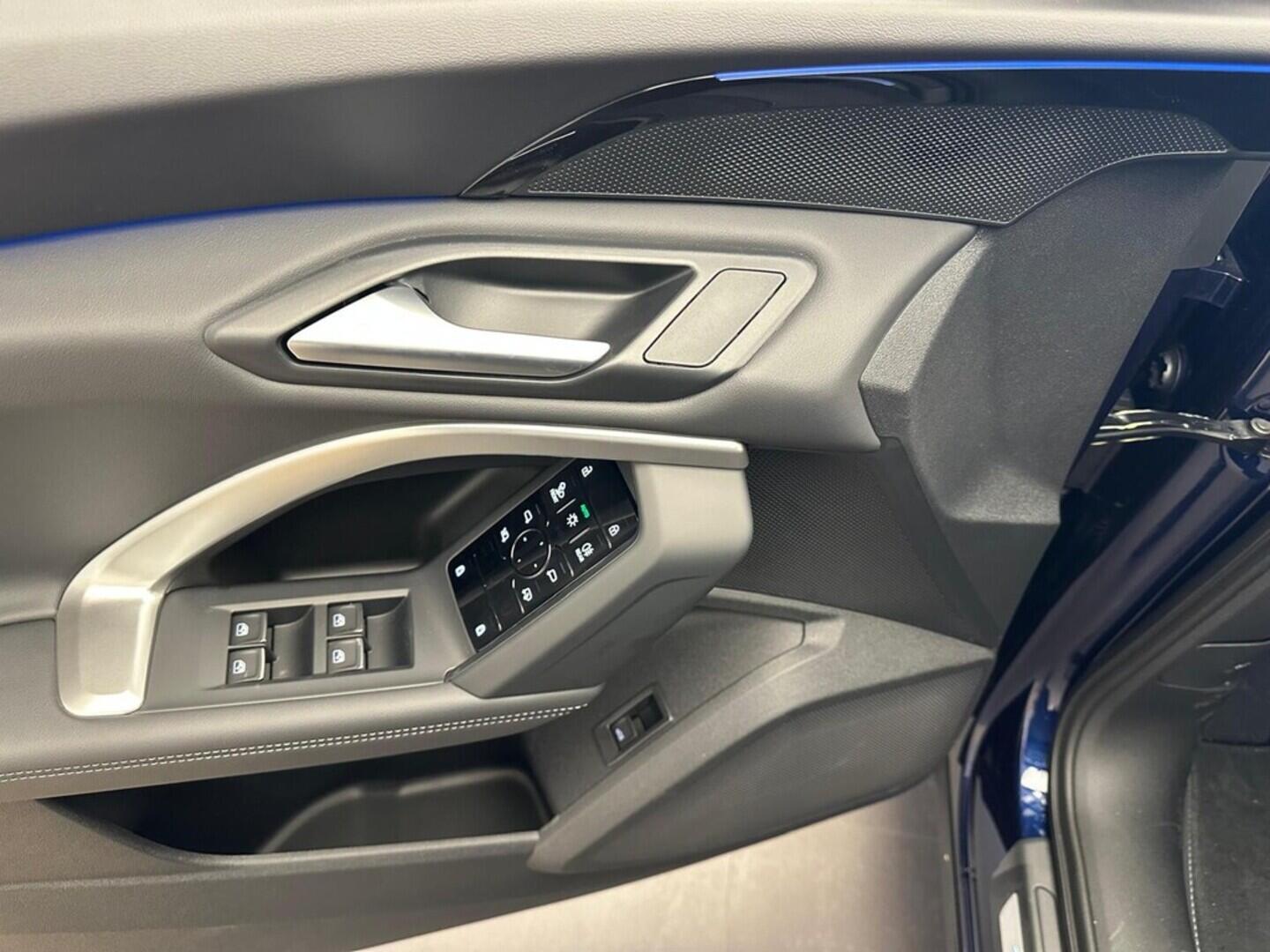 O631001061_22.webp_Q5 TFSI quattro 150 kW