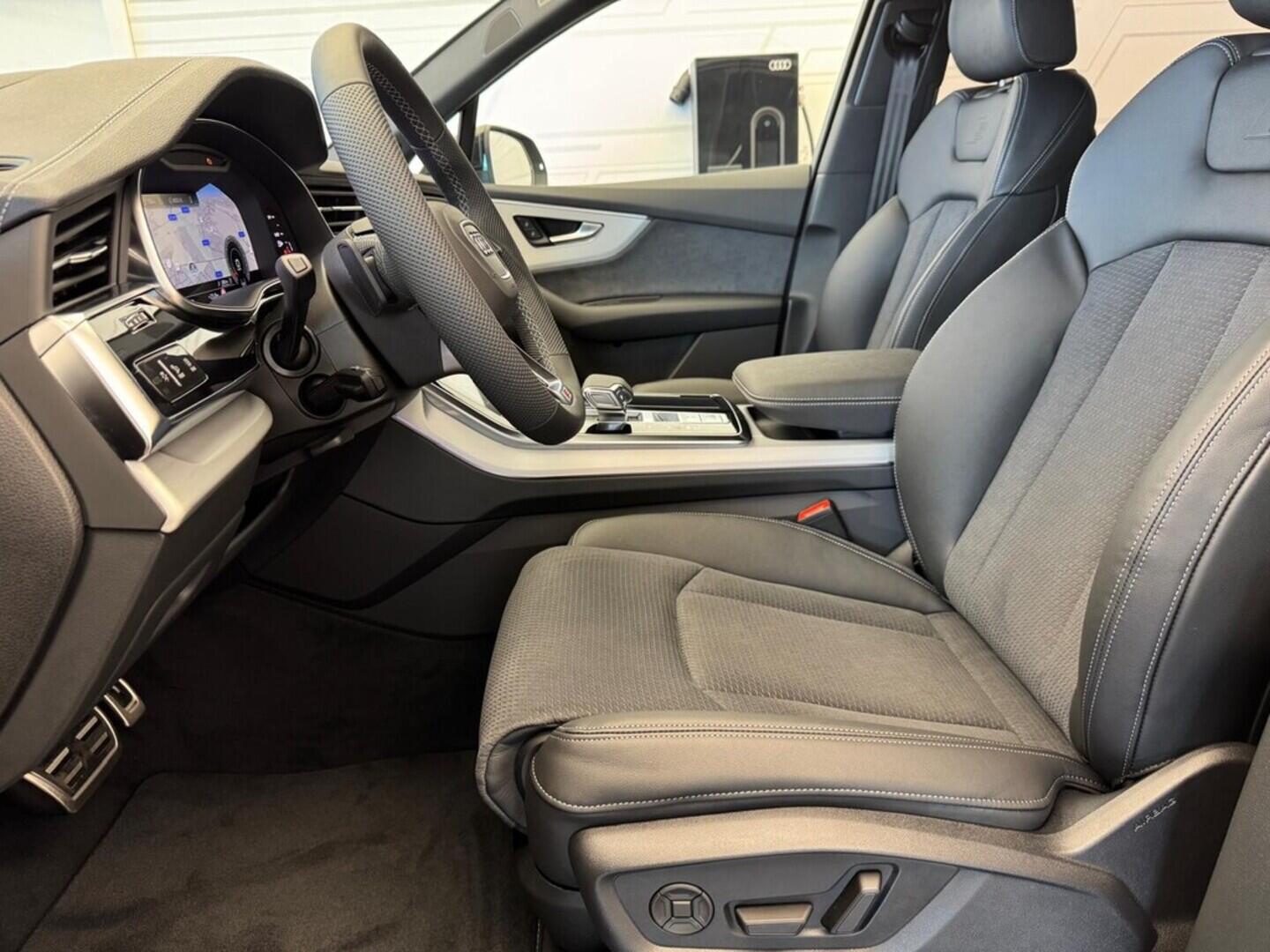 O631001071_16.webp_Q7 SUV S line 50 TDI quattro 210 kW