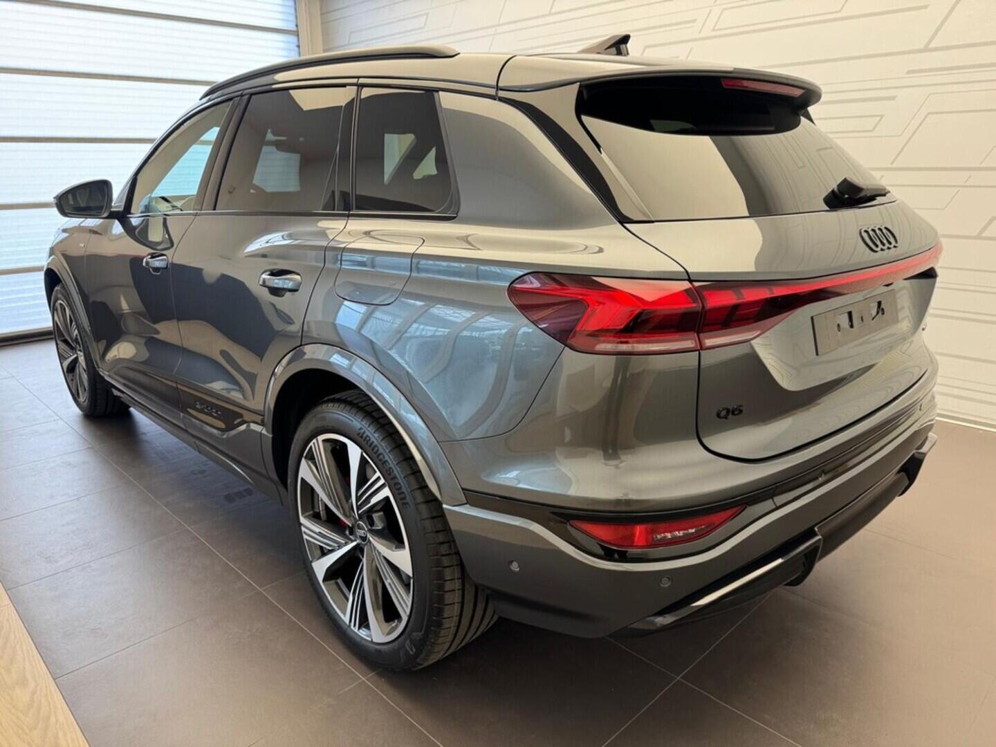 O631001110_12.webp_Q6 e-tron SUV quattro  285 kW