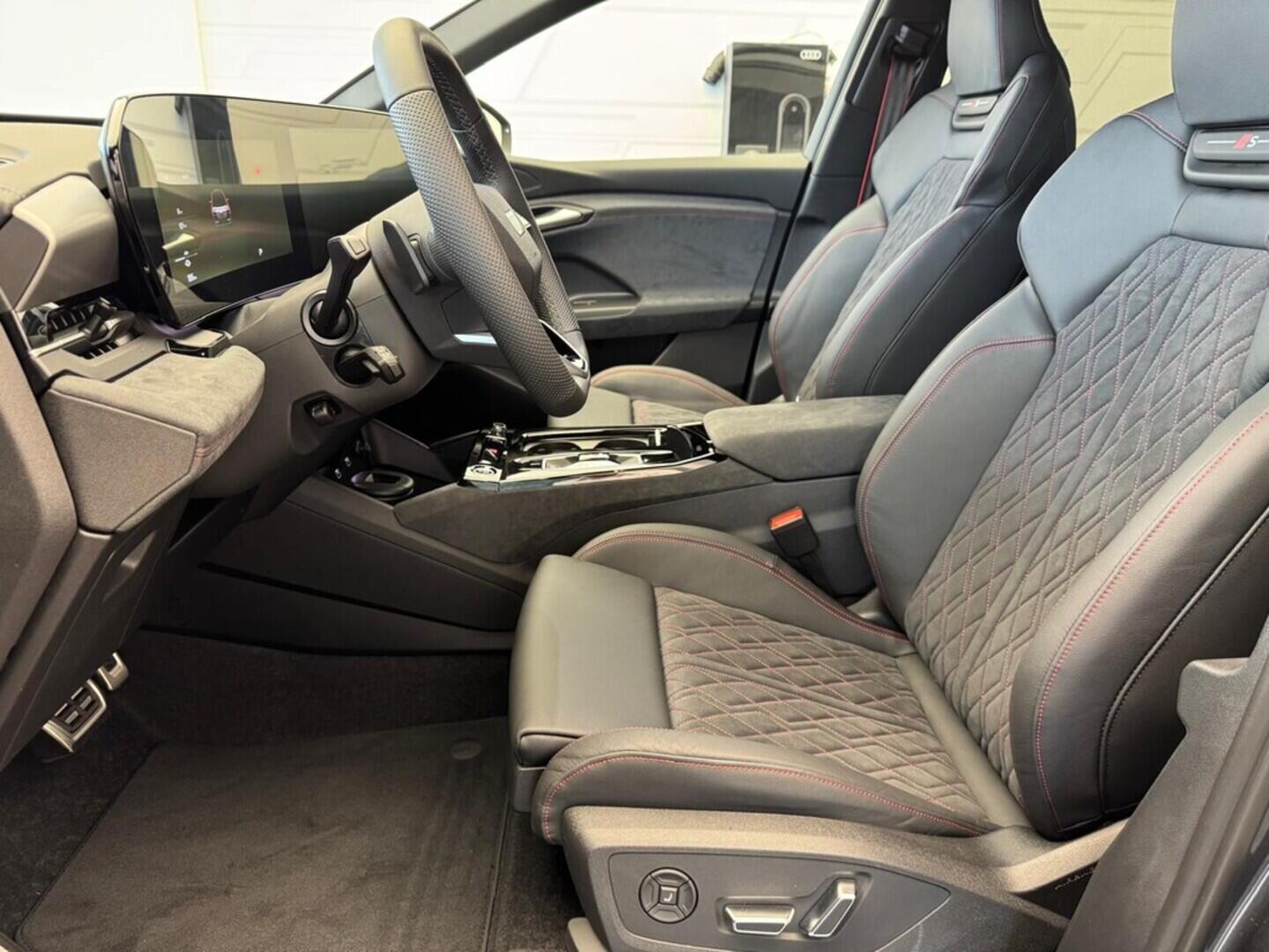 O631001110_16.webp_Q6 e-tron SUV quattro  285 kW