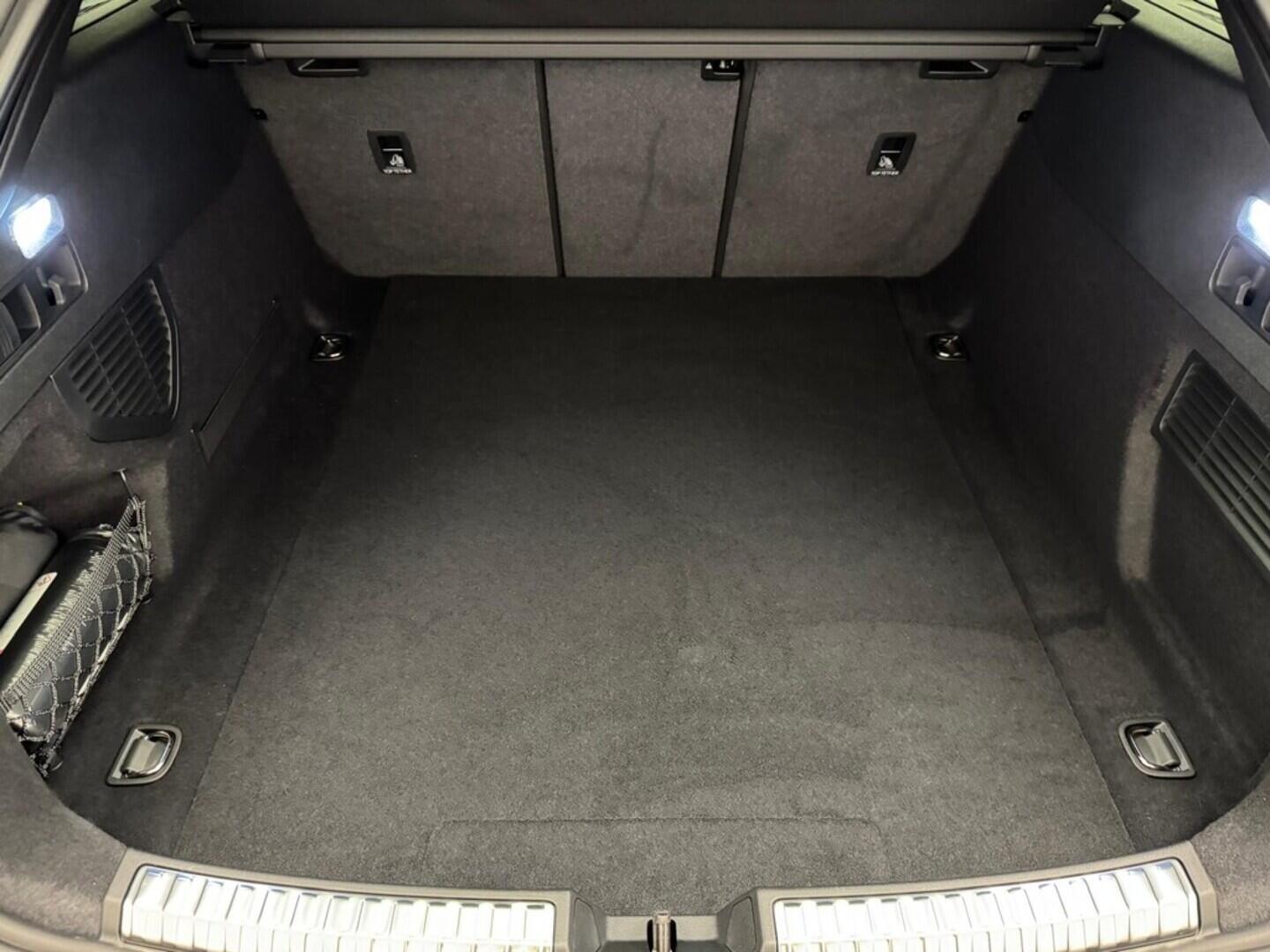 O631001111_17.webp_A5 Avant TDI quattro 150 kW