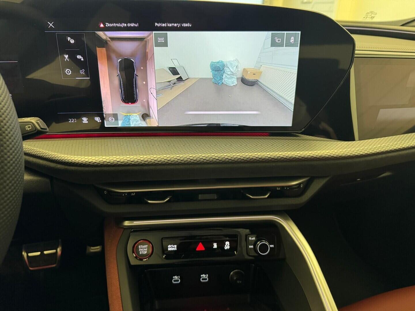 O631001127_15.webp_SQ5 quattro TFSI 270 kW