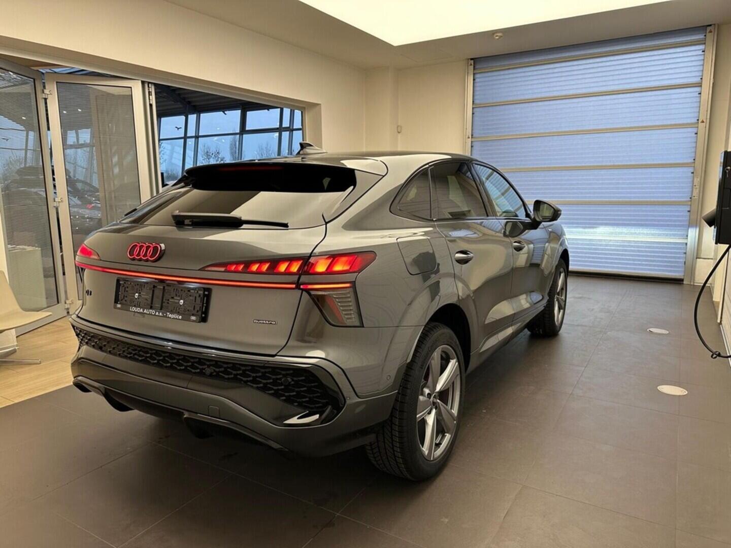 O631001147_15.webp_Q3 SB TFSI quattro 150 kW