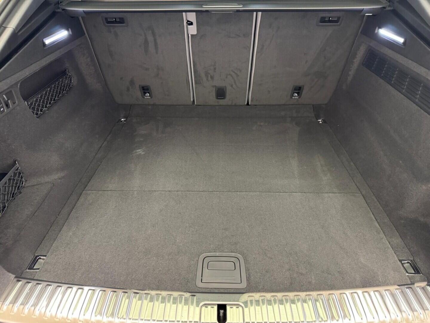 O631001151_17.webp_Q8 SUV 50 TDI quattro 210 kW