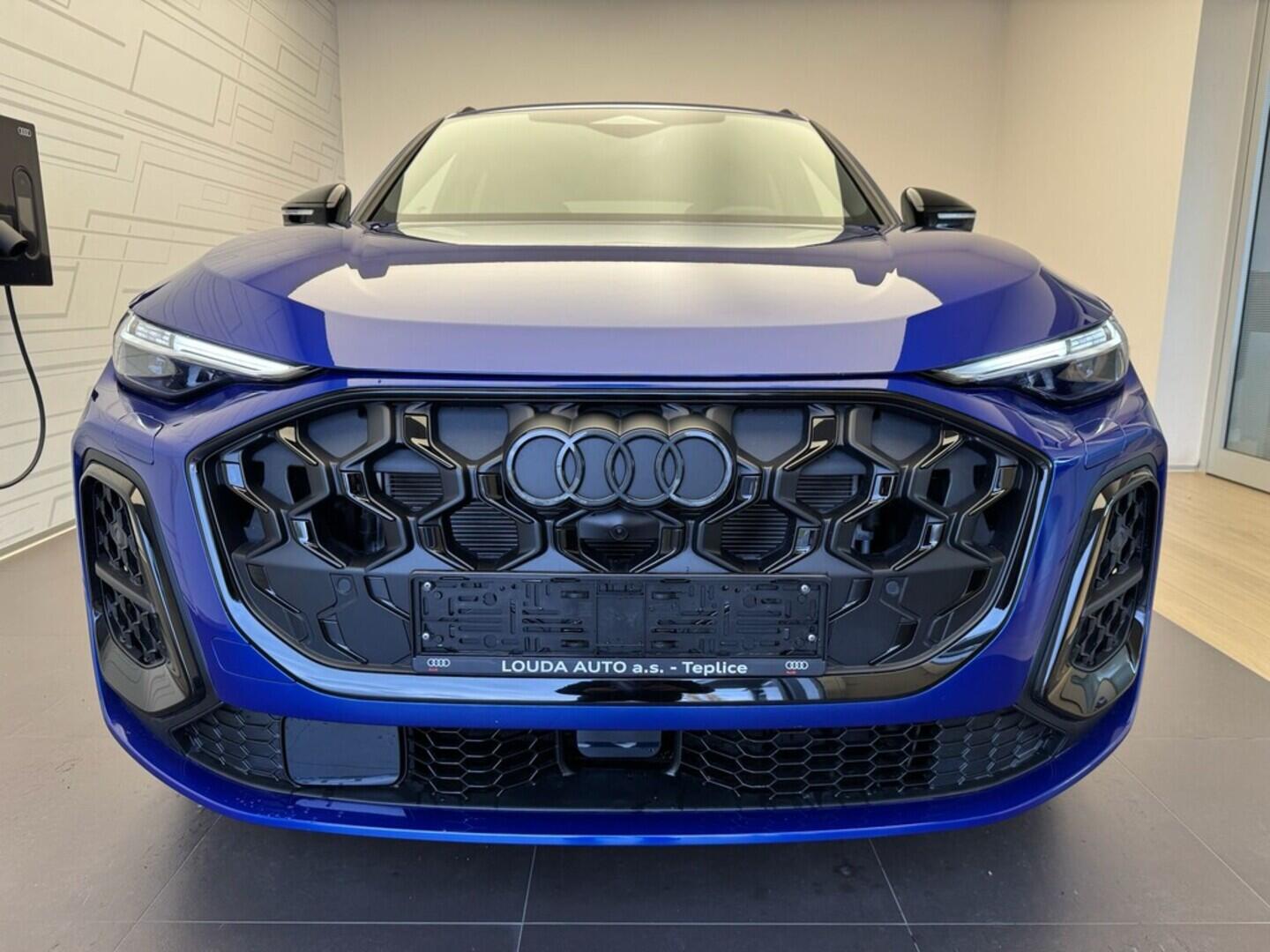 O631001159_11.webp_Q5 S-line 40 TDI quattro STR 150 kW