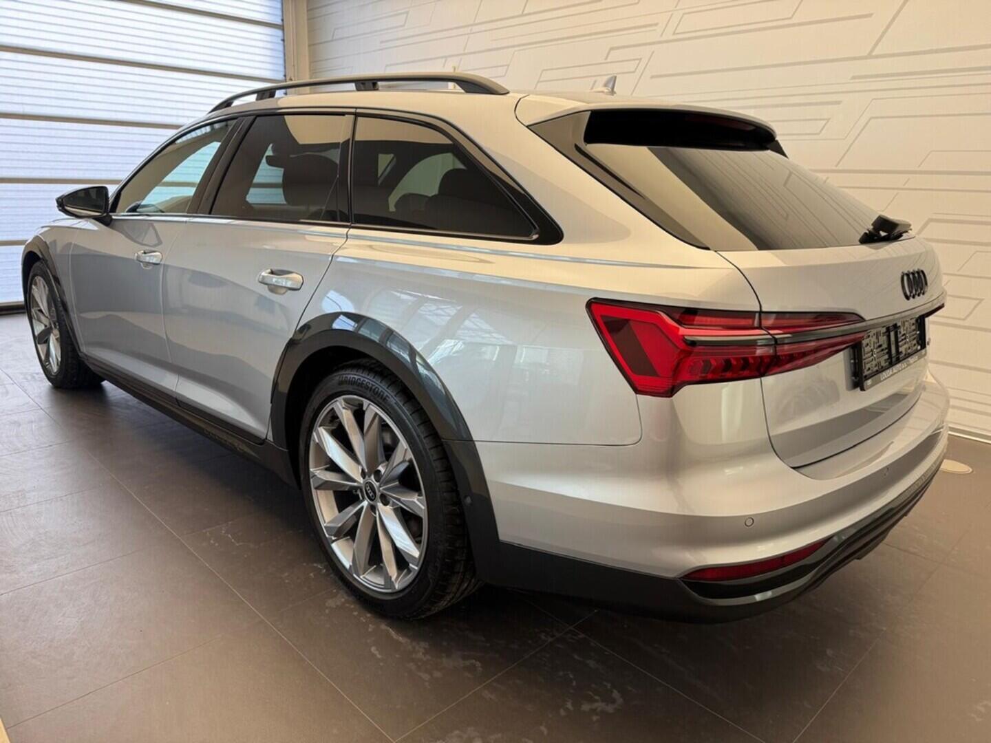 O631001163_12.webp_A6 Allroad 55 TDI quattro 253 kW