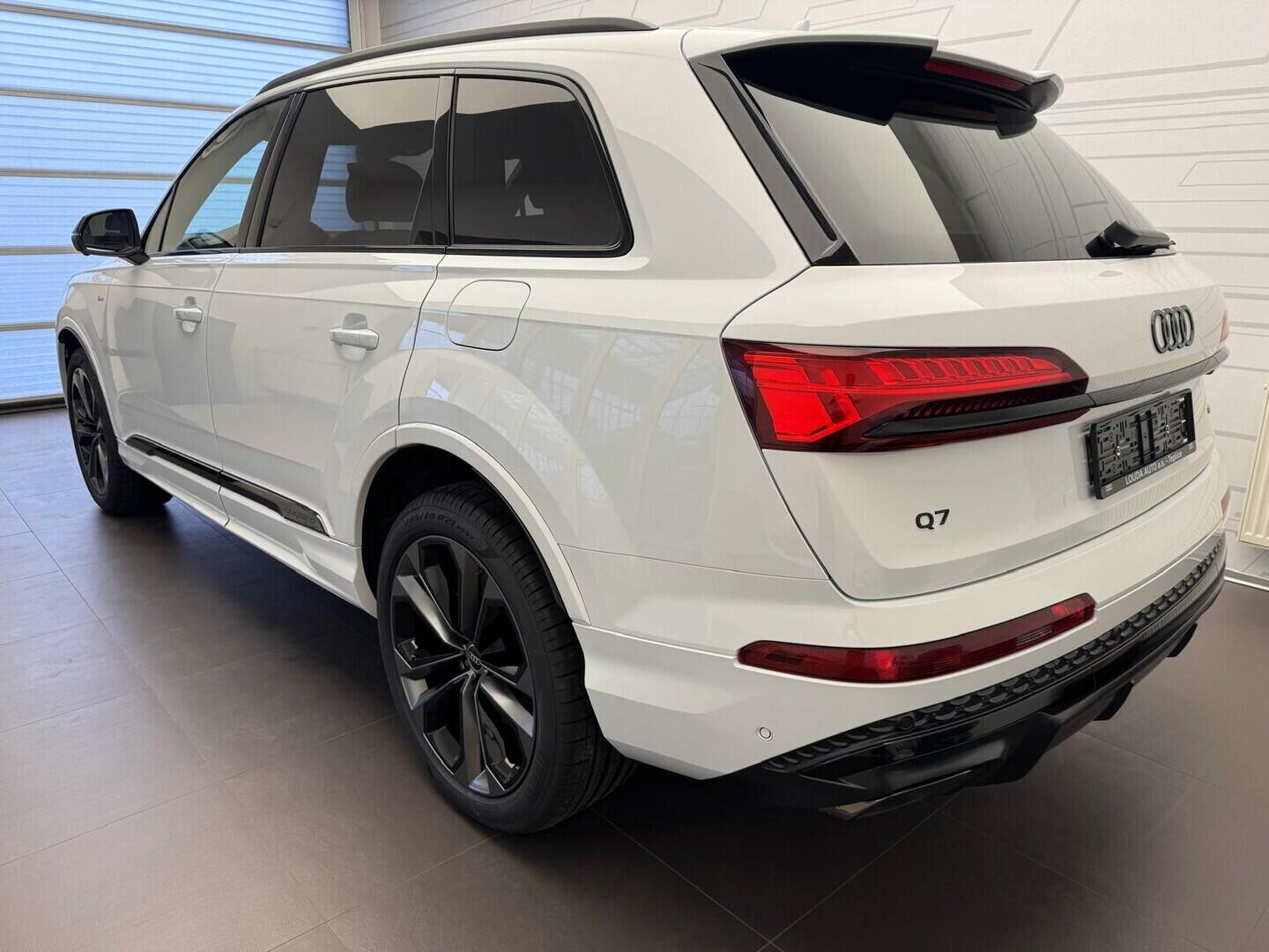 O631001170_12.webp_Q7 SUV S line quattro TFSI e 360 kW