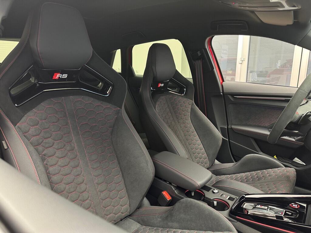 O631001174_25.webp_RS 3 Sportback  2,5 TFSI 294 kW