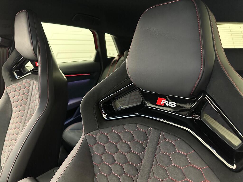 O631001174_26.webp_RS 3 Sportback  2,5 TFSI 294 kW