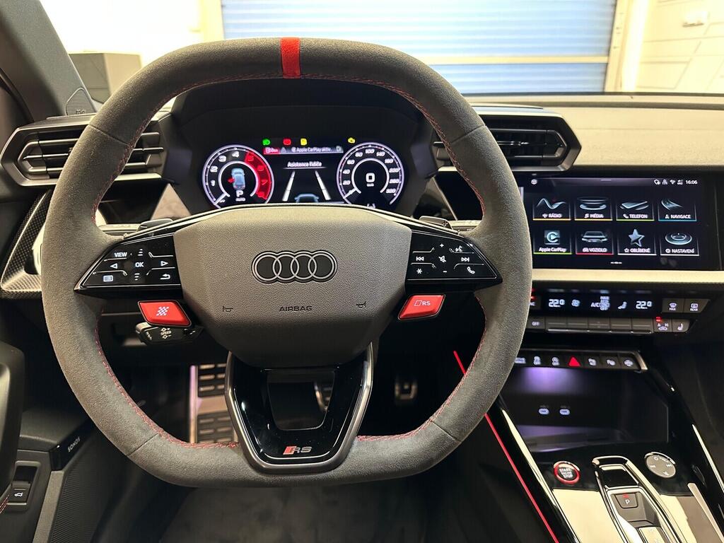 O631001174_27.webp_RS 3 Sportback  2,5 TFSI 294 kW