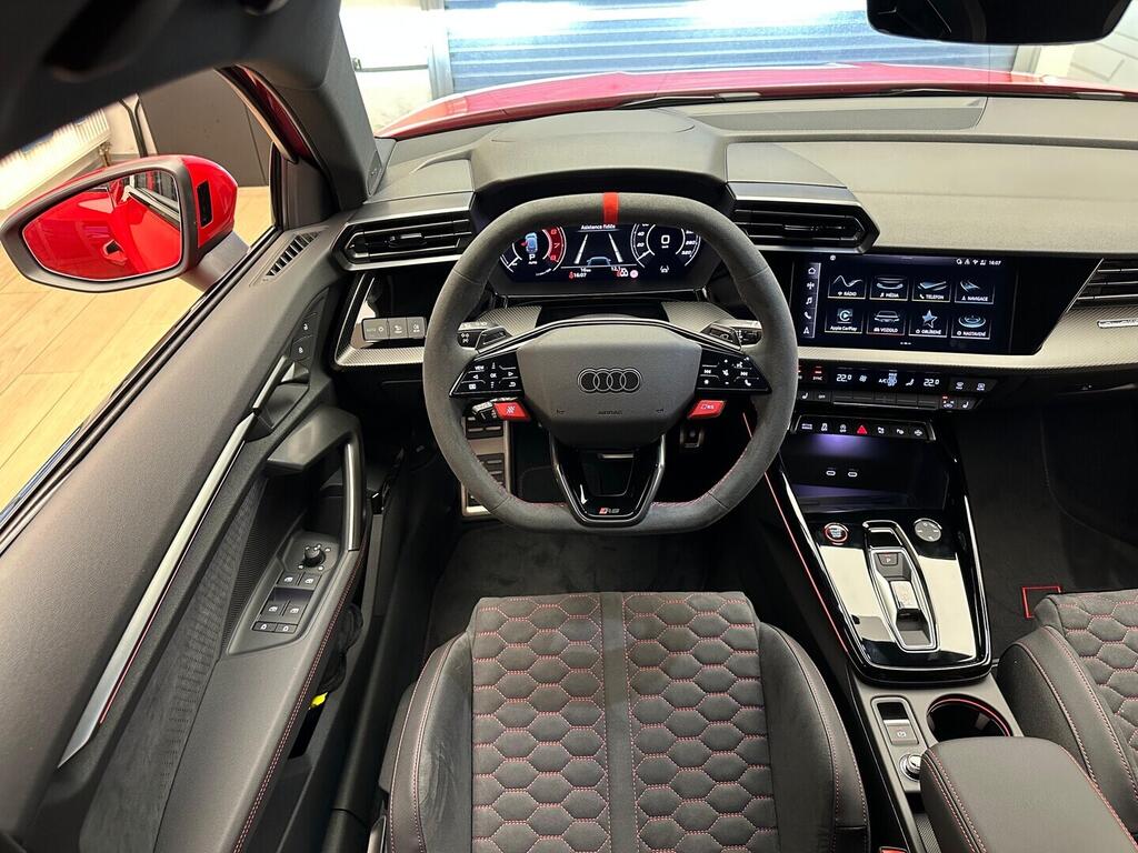 O631001174_28.webp_RS 3 Sportback  2,5 TFSI 294 kW