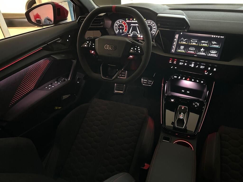 O631001174_29.webp_RS 3 Sportback  2,5 TFSI 294 kW