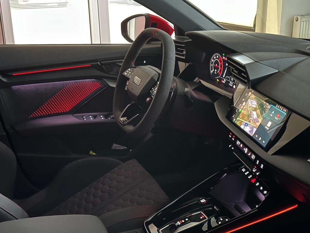 O631001174_30.webp_RS 3 Sportback  2,5 TFSI 294 kW