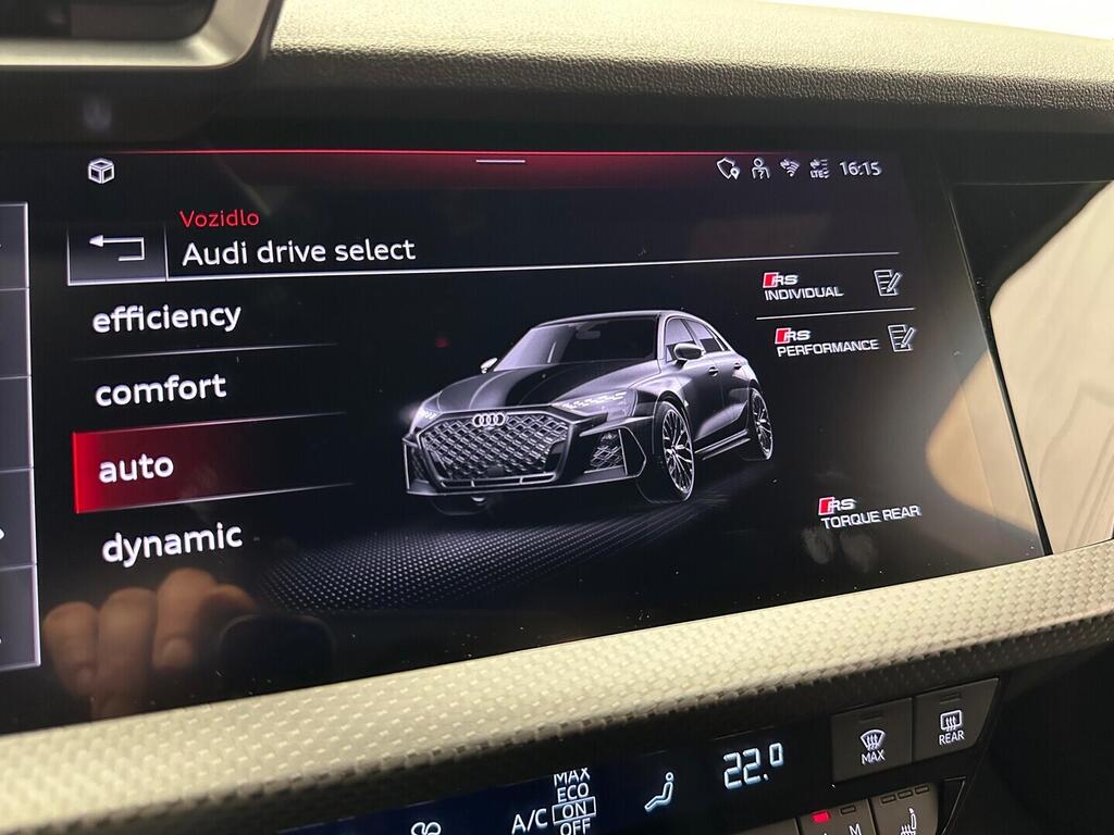 O631001174_34.webp_RS 3 Sportback  2,5 TFSI 294 kW