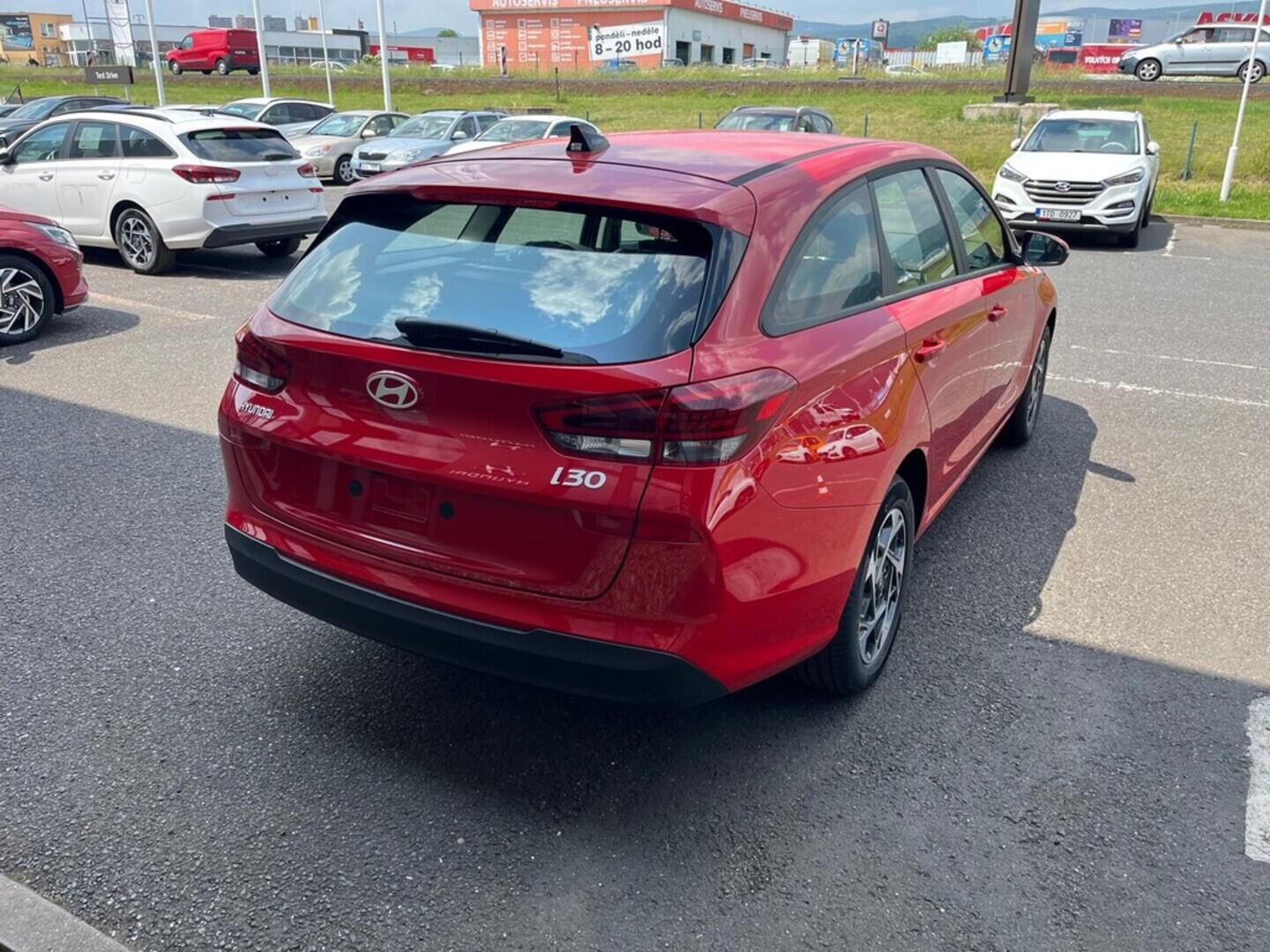 O641004032_15.webp_i30 WG PD PE -2146826259 1,5i  kW