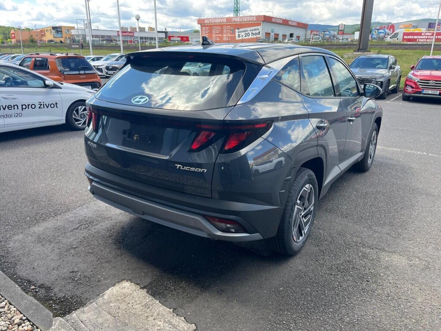 O641004047_15.webp_TUCSON MY25 Comfort 1,6 T-GDI 118 kW 6 M 1,6 T-GDI 118 kW